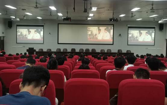 谈球吧召开师德师风教育会议